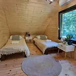 Nowy Dom Caloroczny Karabella Nad Jeziorem Wielkie Parteczyny Ferienhaus