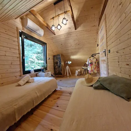 Nowy Dom Caloroczny Karabella Nad Jeziorem Wielkie Parteczyny * クジェントニク